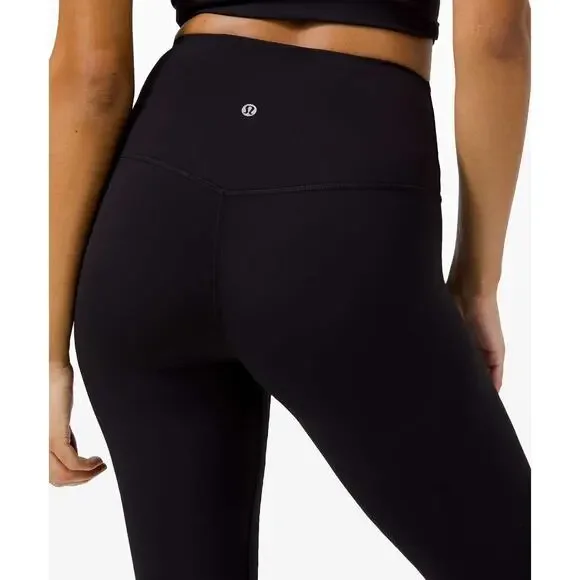 🦄 Rare Lululemon Align High Rise Crop 23" Twist Waist Legging Pant Black Size 4 - Picture 11 of 15